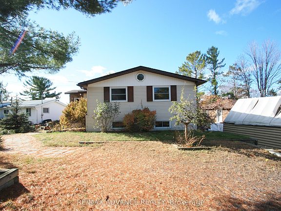 2nd image of 77 Rockview Rd