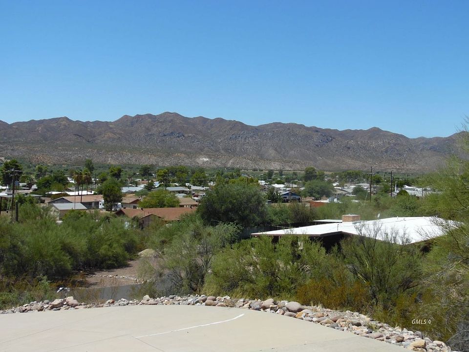1st image of 206 S Mountain View Cir