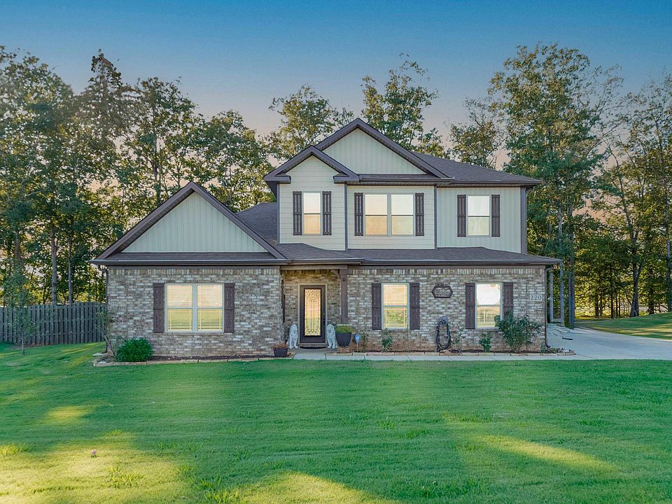 1st image of 220 Summit Lakes Dr