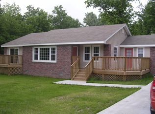 305 W 5th St, Grove, OK 74344