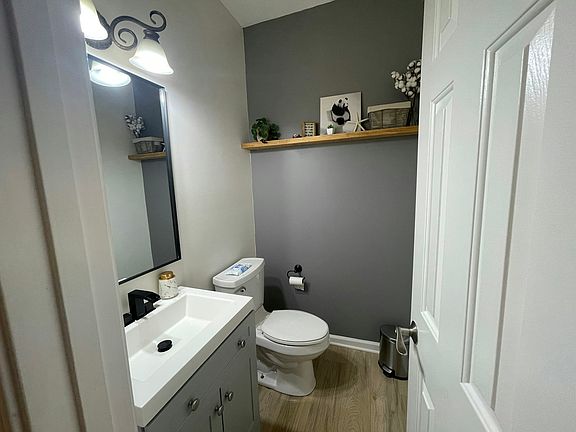 Guest Half bathroom