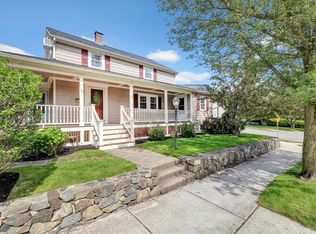 93 Mystic St, Medford, MA 02155