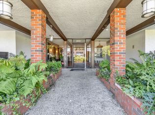 13530 Hilton Rd #304, Surrey, BC V3R5J4