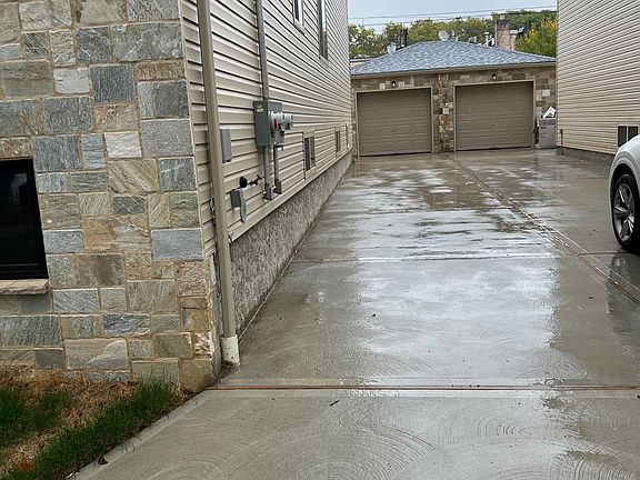 2nd image of 79 Coddington Ave #2