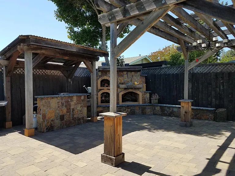 589 Graymont Dr — Photo 18