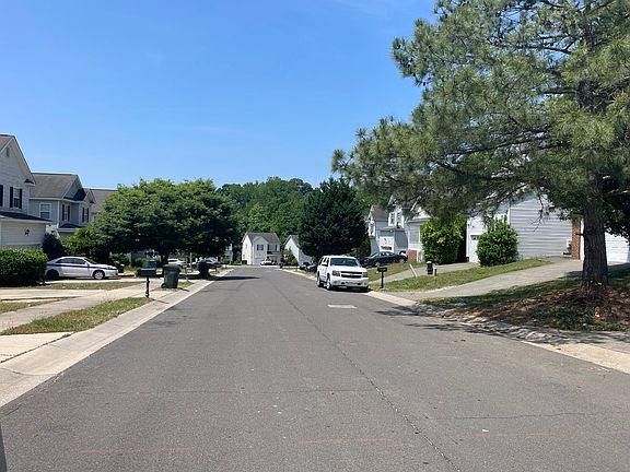 5th image of 4233 Beacon Crest Way