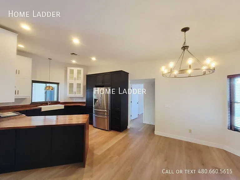 2514 N 62nd St — Photo 16