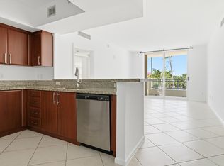 403 S Sapodilla Ave APT 218, West Palm Beach, FL 33401