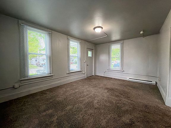 4th image of 301 S 10th St #301