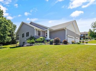 443 Merriman Dr, Delano, MN 55328