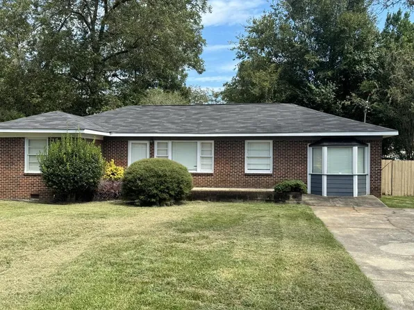 105 Springfield Ave, Americus, GA 31709