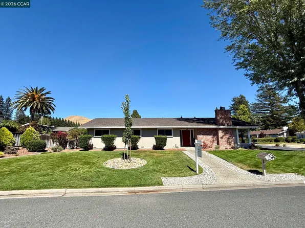 423 Deerfield Dr, Moraga, CA 94556