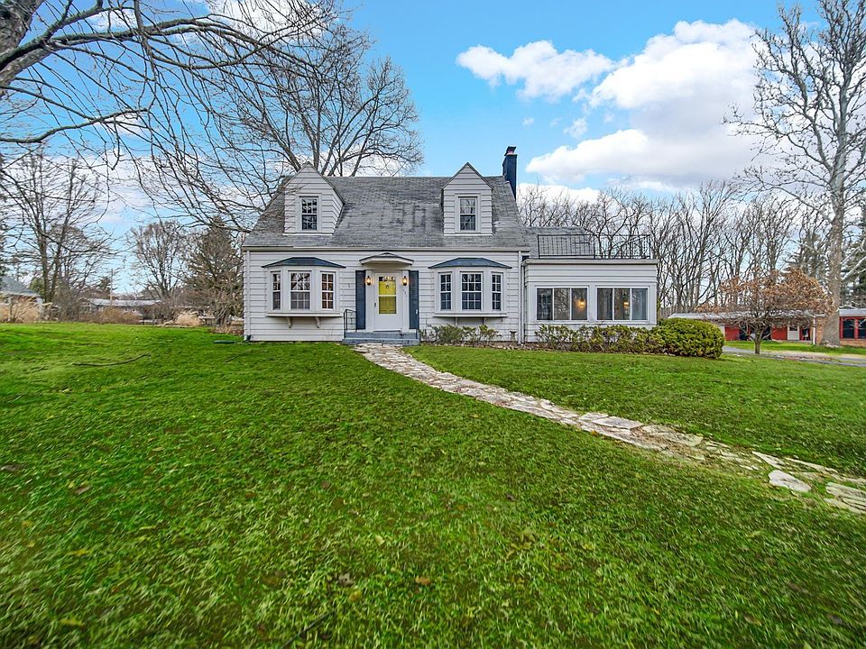 1st image of 936 Academy Rd