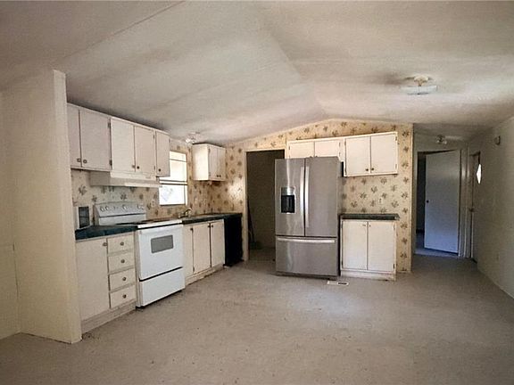 2nd image of 25 Willie Crooks Rd