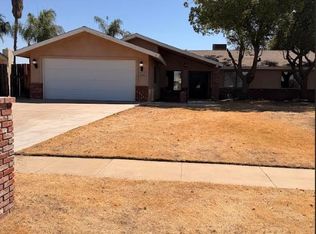 6900 Jennifer St, Bakersfield, CA 93308