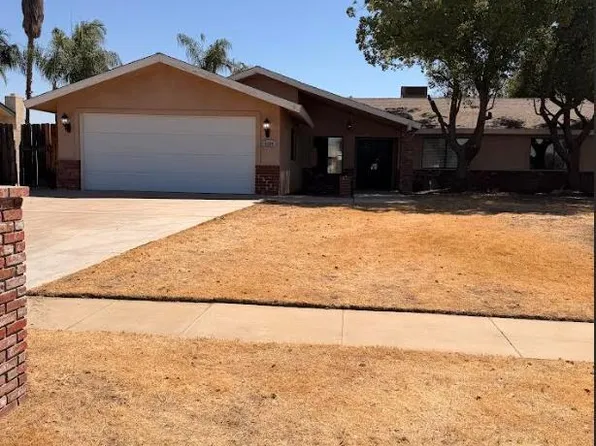 6900 Jennifer St, Bakersfield, CA 93308