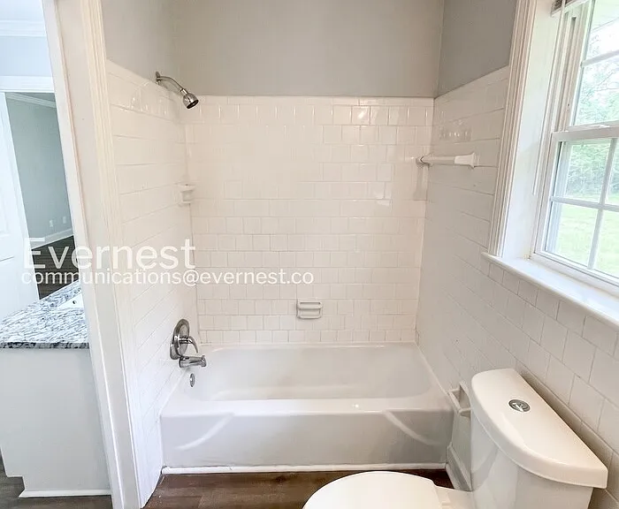 570 Hawkins Dr — Photo 25
