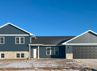 118 Windmill Ridge Road, Evansville, WI 53536