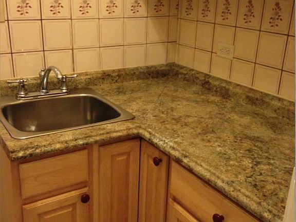 5th image of 421 W Belden Ave #2-1