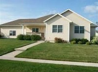 126 Maple Ridge Dr, Madrid, IA 50156