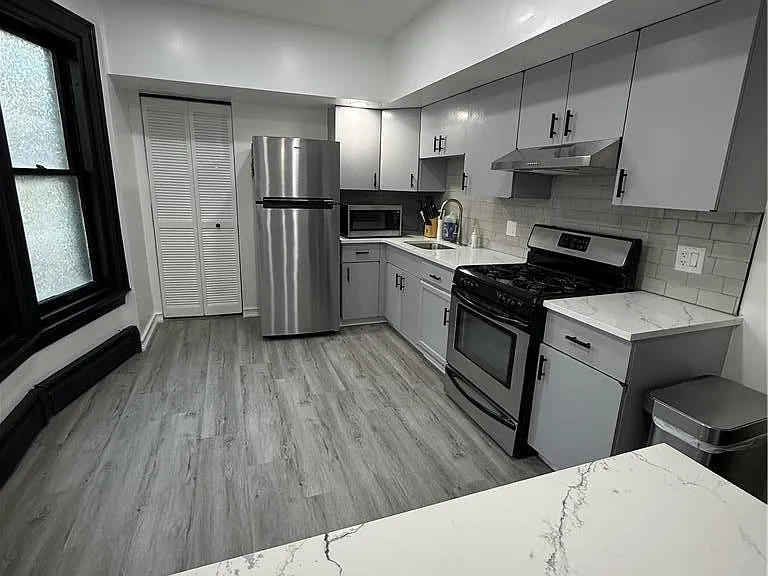 1621 W Turner St — Photo 3