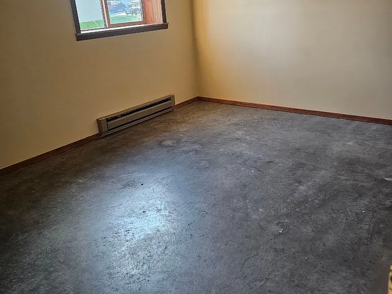 6958 Winchester Ct — Photo 11