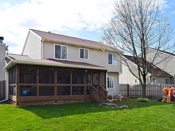 2nd image of 2900 Geneva Ln