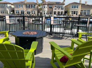 1530 Viewpoint Dr, Oxnard, CA 93035