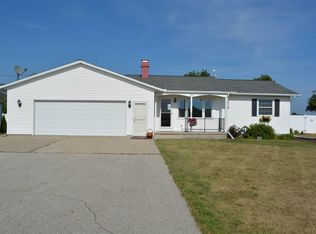 394 N Farley Rd, Bay City, MI 48708