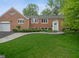 6933 Southridge Dr, Mc Lean, VA 22101