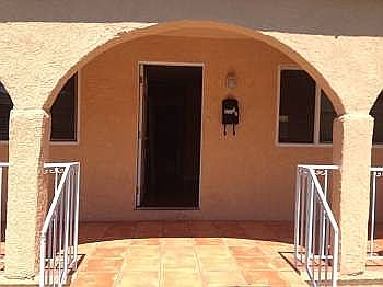 4th image of 6731 Tujunga Ave