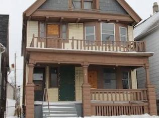 2464 N 35th St, Milwaukee, WI 53210