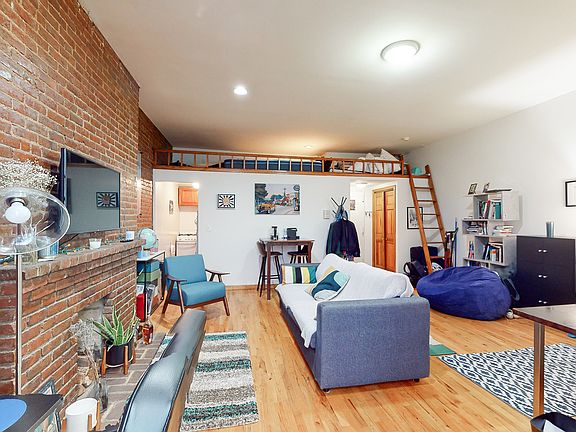 4th image of 34 W 73rd St APT 4b