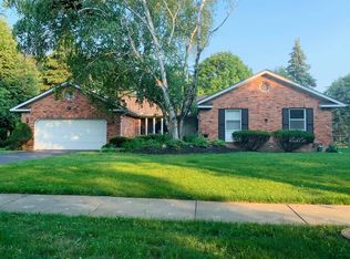 822 Heathermoor Ln, Perrysburg, OH 43551