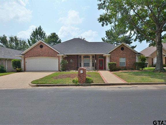 2nd image of 2818 Gloucester Dr
