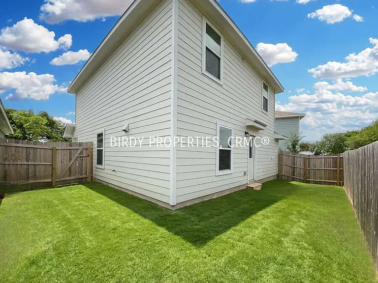 324 Mar Hill St — Photo 30