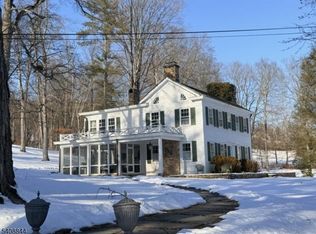 121 Mosle Rd, Far Hills, NJ 07931