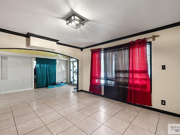 3rd image of 45 W Los Ebanos Blvd