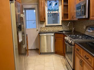 150 Mackenzie St #1, Brooklyn, NY 11235