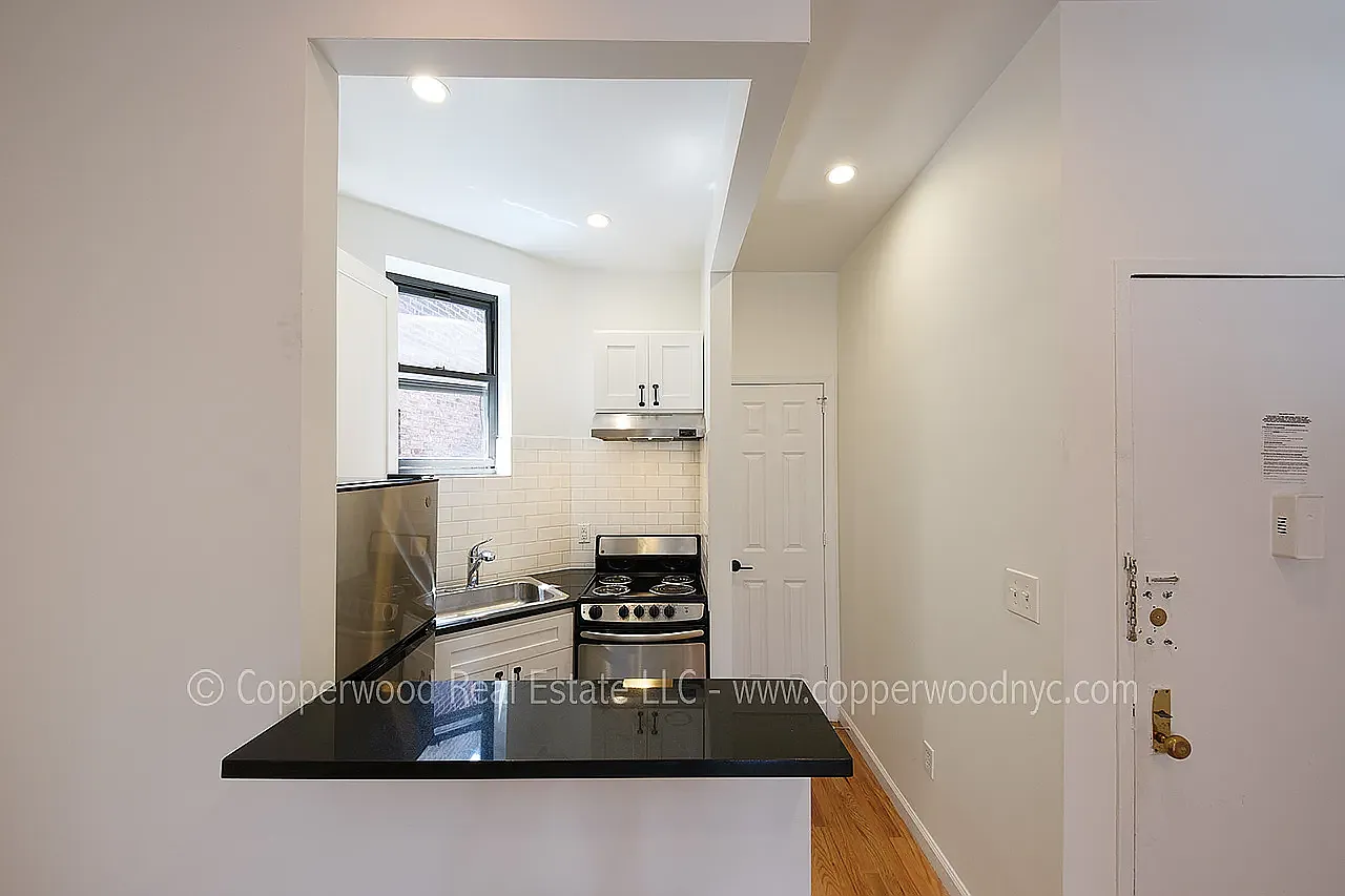430 East 89th Street — Photo 1