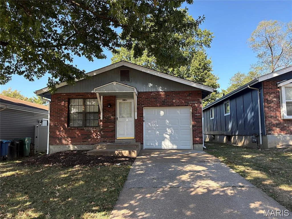 1131 Maple Ave #A photo 1