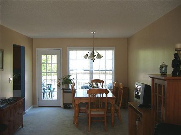 Open Great Room/ Dining Combo