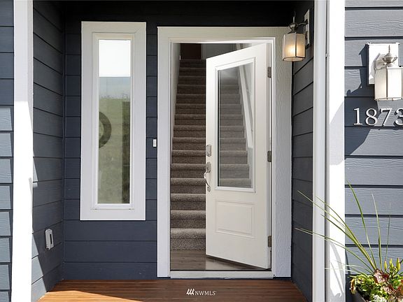 3rd image of 1873 Twin Oaks Ln