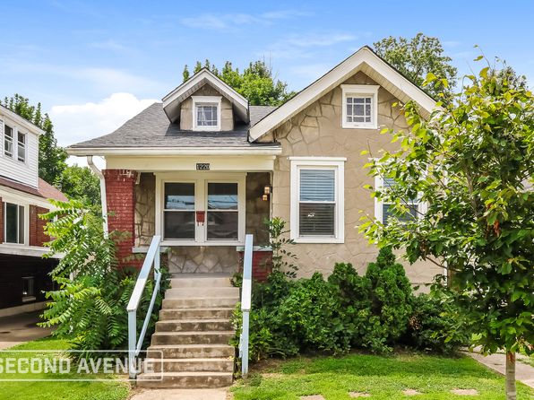 1220 Manitau Ave