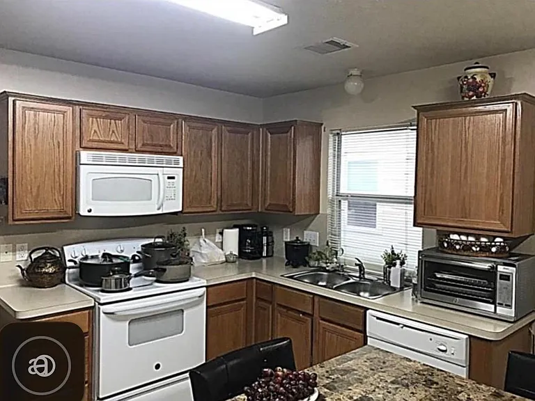 20711 Sycamore Wood Dr — Photo 3