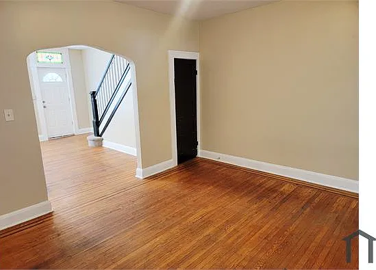2826 Mayfield Ave — Photo 11