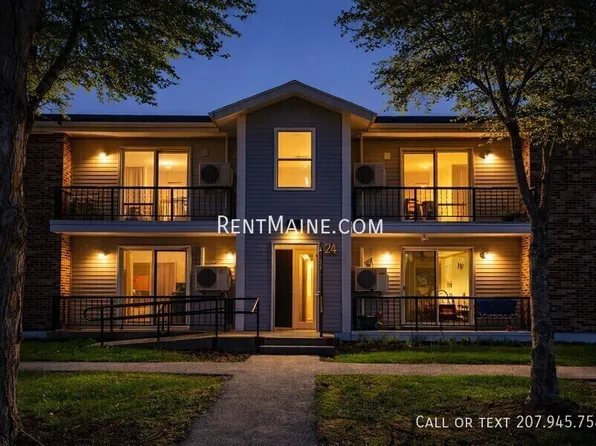 24 Wenbelle Dr APT 403, Bucksport, ME 04416