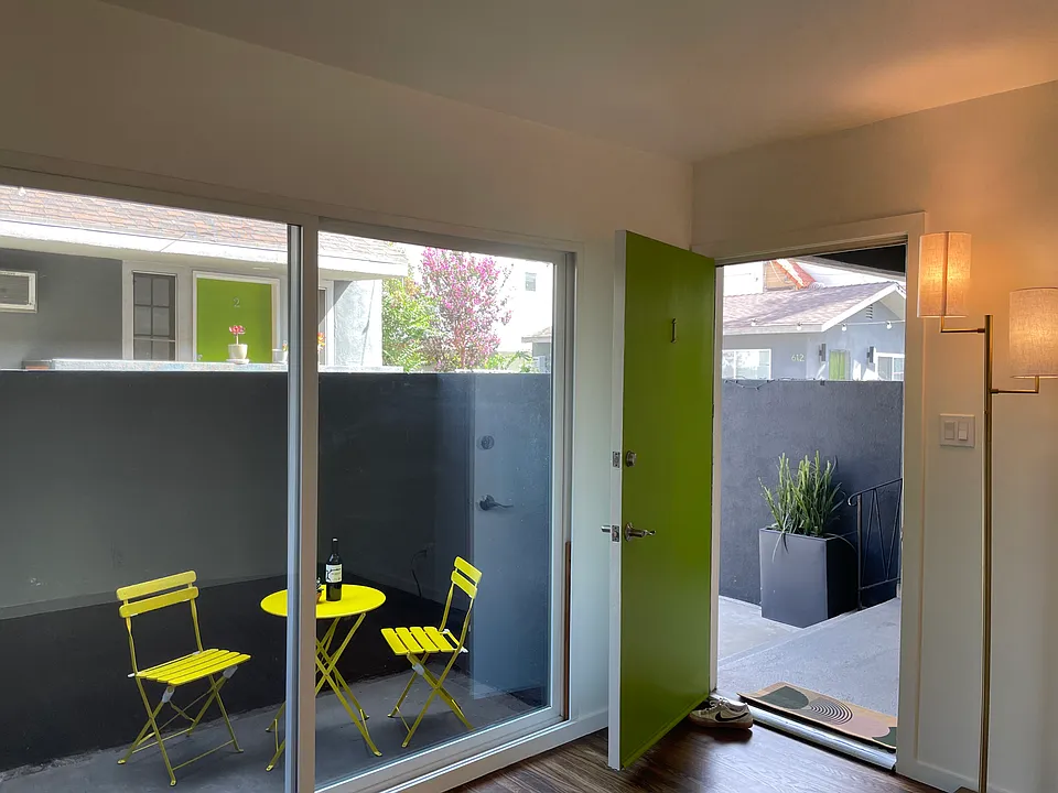 608 N Rampart Blvd #1