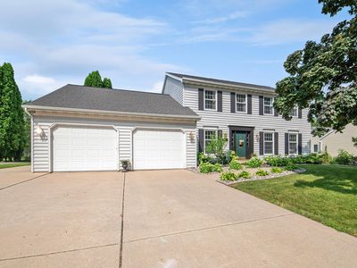 540 W Briar Ln, Green Bay, WI, 54301