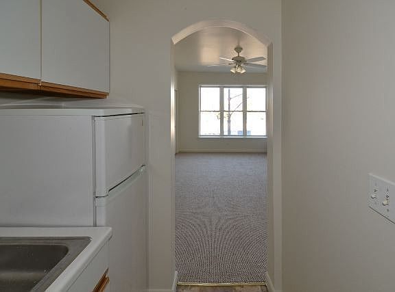 4th image of 3957 N Irving Park #223